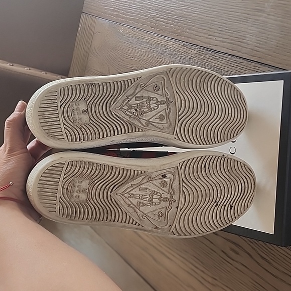 Gucci Sneakers - Picture 9 of 9